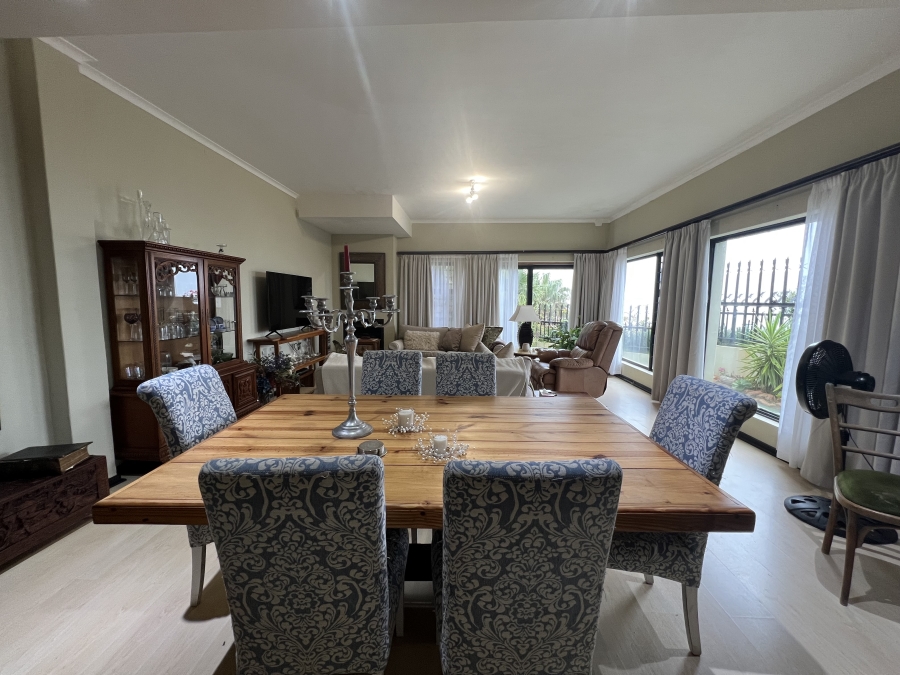 2 Bedroom Property for Sale in Gordon Heights Western Cape